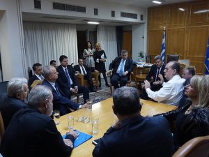 Συνάντηση του περιφερειάρχη Π. Νίκας με δημάρχους της Μεσσηνίας