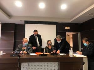 Υπογραφές του περιφερειάρχη Πελοποννήσου Π. Νίκα για έργα και μελέτες 1,6 εκ. ευρώ στην Π.Ε. Λακωνίας