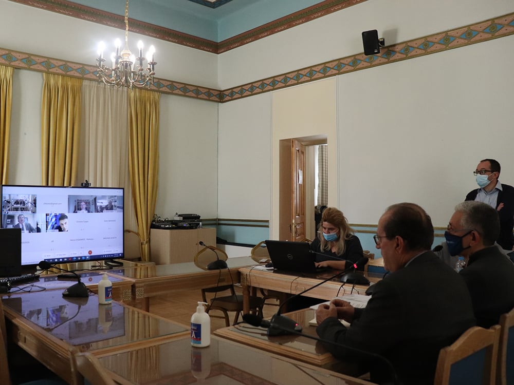 Θετικά πρόσκεινται οι υπηρεσίες της Κομισιόν στην πρόταση αναθεώρησης του ΕΣΠΑ της Περιφέρειας Πελοποννήσου, η οποία περιλαμβάνει φυσικό αέριο και σιδηρόδρομο