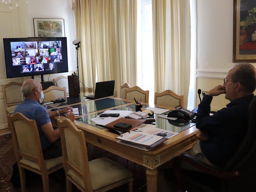 Τηλεδιάσκεψη με τον υπουργό Αγροτικής Ανάπτυξης, “να εξεταστεί σοβαρά το θέμα των ΠΟΠ”  σημείωσε ο περιφερειάρχης Πελοποννήσου Π. Νίκας