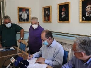 Συμβάσεις έργων 774.400 ευρώ για την Αρκαδία υπέγραψε ο περιφερειάρχης Πελοποννήσου Π. Νίκας