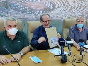 Παραδόθηκε στον περιφερειάρχη Πελοποννήσου Π. Νίκα η μελέτη ανακαίνισης του διοικητηρίου της Π.Ε. Μεσσηνίας, στην Καλαμάτα