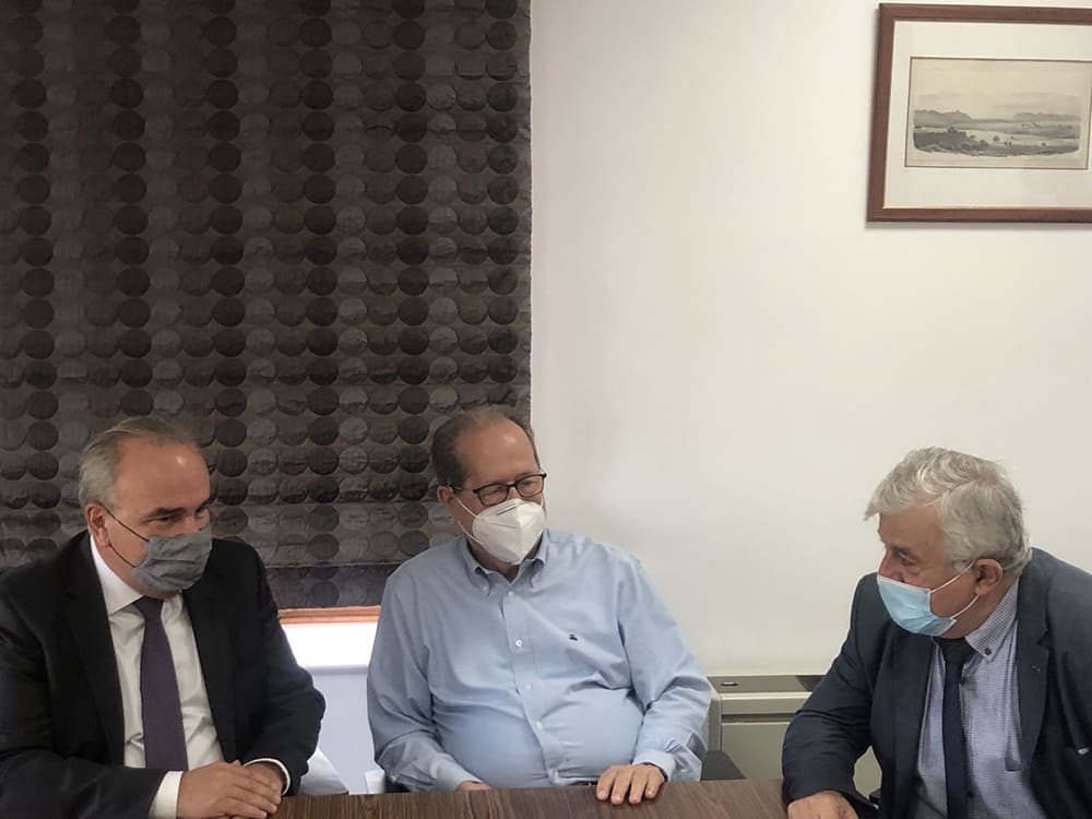 Ο σχεδιασμός και ο προγραμματισμός του ΣΔΑΜ αντικείμενο ενημέρωσης από τον αναπληρωτή υπουργό Ανάπτυξης και Επενδύσεων Νίκο Παπαθανάση προς τον περιφερειάρχη Πελοποννήσου Π. Νίκα και δημάρχους