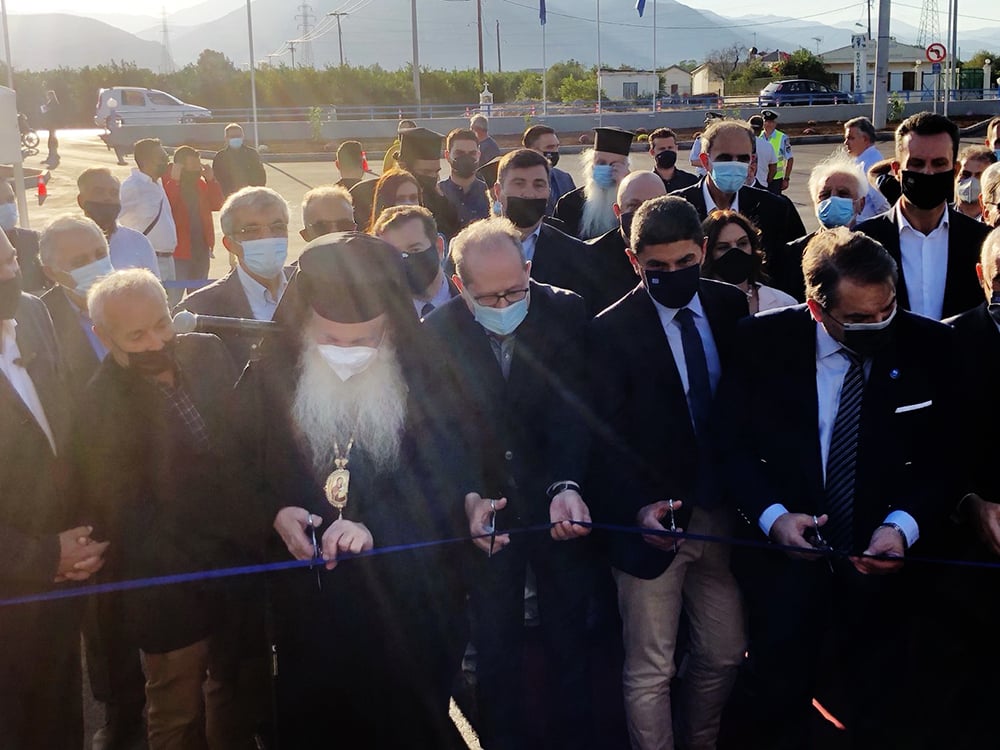 Παρουσία του περιφερειάρχη Πελοποννήσου Π. Νίκα τα εγκαίνια του κλειστού κολυμβητηρίου στο Αργος