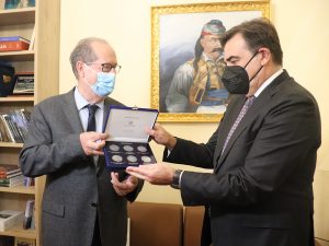 Επίσκεψη του αντιπροέδρου της Κομισιόν Μ. Σχοινά στην Τρίπολη, συνάντηση με τον περιφερειάρχη Πελοποννήσου Π. Νίκα και φορείς
