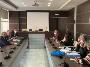 Σύσκεψη υπό τον περιφερειάρχη Πελοποννήσου Π. Νίκα στην Σπάρτη για τη δομή φιλοξενίας αδέσποτων ζώων συντροφιάς στην Αγία Κυριακή