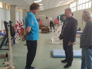Εξοπλισμό για αθλήματα του στίβου παρέδωσε εκ μέρους της Περιφέρειας Πελοποννήσου στο δημοτικό στάδιο Καλαμάτας ο αντιπεριφερειάρχης Μεσσηνίας
