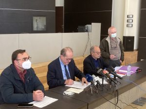 Συμβάσεις έργων 3 εκ ευρώ στη Λακωνία υπέγραψε στην Σπάρτη ο περιφερειάρχης Πελοποννήσου Π. Νίκας -αρχές φθινοπώρου κατ’ εκτίμηση η ολοκλήρωση της μονάδας επεξεργασίας απορριμμάτων στη Σκάλα