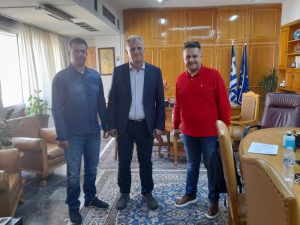 Ο αντιπεριφερειάρχης Μεσσηνίας είχε συνάντηση με την Ενωση Υπαλλήλων Πυροσβεστικού Σώματος του νομού