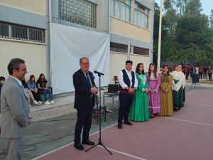 Σε εκδήλωση για τον μικρασιατικό ελληνισμό, στο 4ο Γυμνάσιο Κορίνθου, παρέστη ο περιφερειάρχης Πελοποννήσου Π. Νίκας