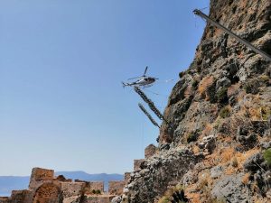 Σε πλήρη εξέλιξη το έργο σταθεροποίησης των βραχωδών πρανών του κάστρου της Μονεμβασιάς