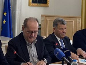 Πρωτοβουλίες της Περιφέρειας Πελοποννήσου στον πρωτογενή τομέα – αλλοδαποί εργάτες γης, συνεργασία με τον ΕΦΕΤ, καλλιέργεια υποτροπικών φυτών