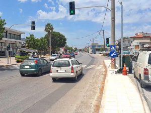 Σε λειτουργία οι φωτεινοί σηματοδότες στη διάβαση του ΟΑΕΔ στο Ασπρόχωμα Καλαμάτας
