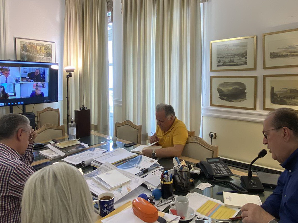 Τηλεδιάσκεψη του περιφερειάρχη Πελοποννήσου Π. Νίκα με τον υφυπουργό στον πρωθυπουργό για θέματα κρατικής αρωγής και αποκατάστασης από φυσικές καταστροφές και τον γ.γ. Δημοσίων Επενδύσεων και ΕΣΠΑ