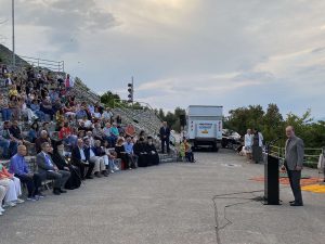 Επετειακή εκδήλωση για τη Μικρασιατική καταστροφή παρακολούθησε στο Ξηροκάμπι ο περιφερειάρχης Πελοποννήσου Π. Νίκας