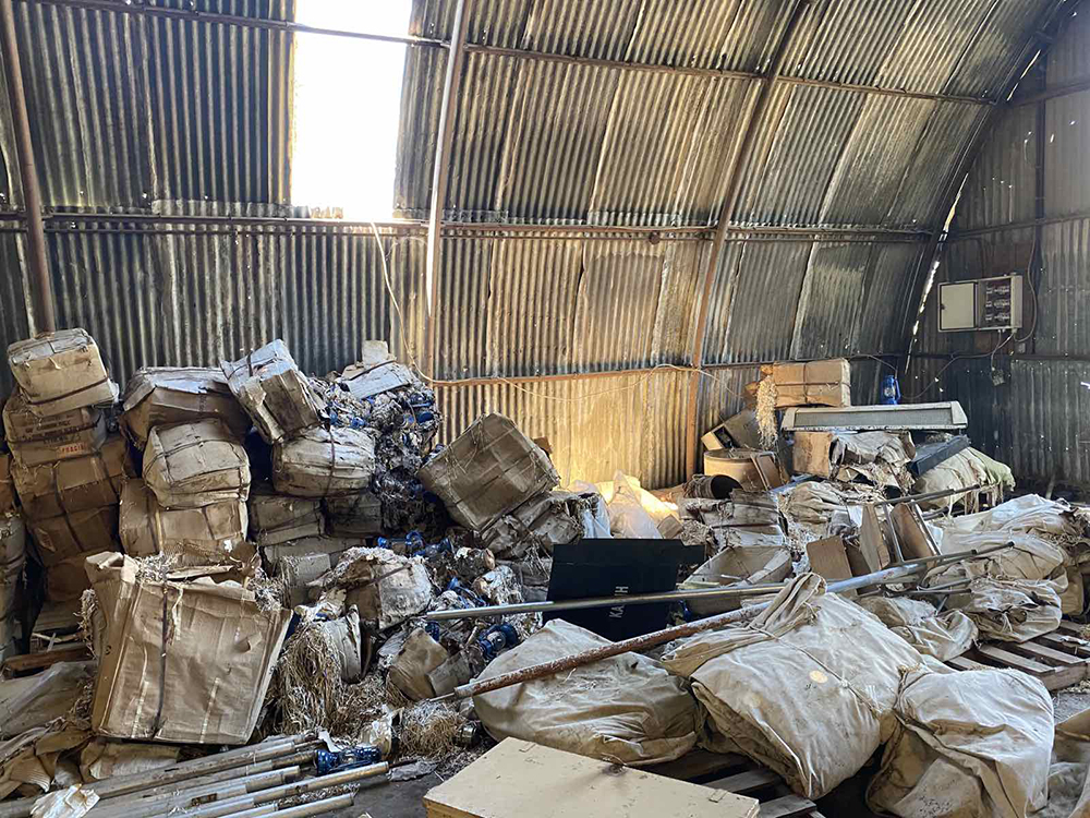 Μέσα στην ερχόμενη εβδομάδα απομακρύνονται τα περιεχόμενα των παλαιών αποθηκών Πολιτικής Προστασίας, στην οδό Καλαμών, της Τρίπολης