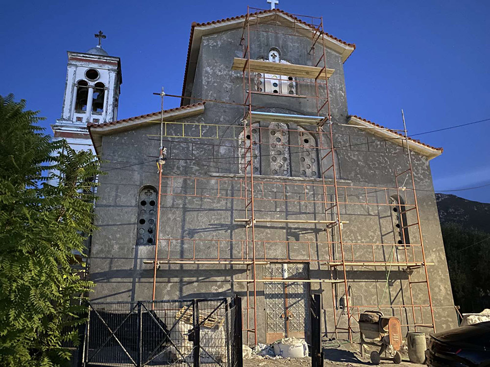 Την ανακατασκευή του ναού στο Κατσαρού επιθεώρησε ο περιφερειάρχης Πελοποννήσου Π. Νίκας