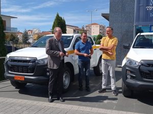 Παραδόθηκαν τα δύο πρώτα οχήματα 4x4 για την Περιφερειακή Ενότητα Αρκαδίας