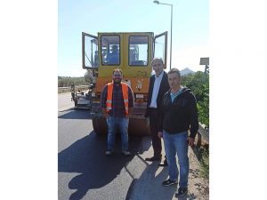 Αυτοψία σε εργασίες ασφαλτόστρωσης στον δρόμο των αρχαιοτήτων