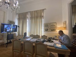 Σύσκεψη υπό τον περιφερειάρχη Πελοποννήσου Π. Νίκα για έργα σε πυρόπληκτες περιοχές