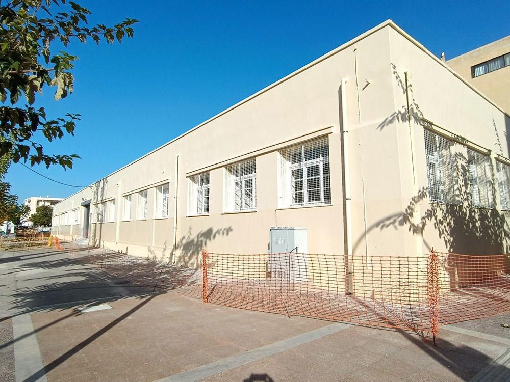 Ολοκληρώθηκαν οι εργασίες στην πρώην Σχολή Παπαφλέσσα στην Καλαμάτα, μετακίνηση αυτό το τριήμερο των διοικητικών και οικονομικών υπηρεσιών της Π.Ε. Μεσσηνίας