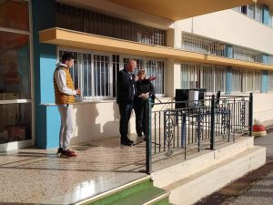 Δύο ηλεκτρονικοί υπολογιστές από την Περιφέρεια Πελοποννήσου προς το 2ο Πρότυπο Γυμνάσιο Τρίπολης