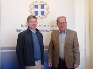 Στην εκμάθηση της ελληνικής γλώσσας σε παιδιά μεταναστών 3ης - 4ης γενιάς συμβάλλει η Περιφέρεια Πελοποννήσου - Λειτουργία θερινού σχολείου στην Αρκαδία