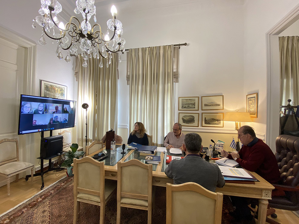 Σύσκεψη υπό τον περιφερειάρχη Πελοποννήσου Π. Νίκα για τις θέσεις πλανόδιου εμπορίου