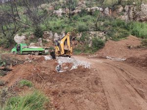 Ταχείς ρυθμοί στο έργο αποκατάστασης της βατότητας του δρόμου προς Ελαία, στην Γορτυνία