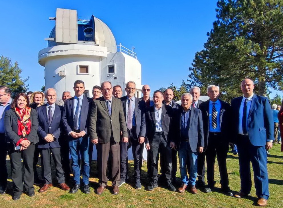 Υπογράφηκε στο Κρυονέρι η σύμβαση για την ανέγερση κτηρίου πολλαπλών χρήσεων στον χώρο του Αστεροσκοπείου