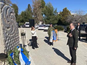Στο Ναύπλιο ο περιφερειάρχης Πελοποννήσου Π. Νίκας, στο μνημόσυνο των πεσόντων στο καθήκον αστυνομικών