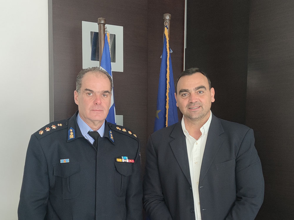 Συνάντηση στην Π.Ε. Λακωνίας με το νέο Διοικητή Πυροσβεστικών Υπηρεσιών του νομού