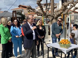Ο περιφερειάρχης Πελοποννήσου Π. Νίκας στην 1η γιορτή Μανταρινιού” στο Δρέπανο της Αργολίδας