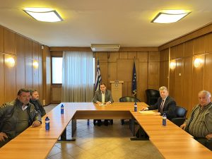 Συνάντηση με τον υπουργό Αγροτικής Ανάπτυξης για θέματα πατατοπαραγωγής