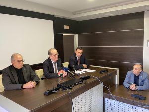 Υπογράφηκε από τον περιφερειάρχη Πελοποννήσου Π. Νίκα στην Σπάρτη το συμφωνητικό για την κατασκευή της νέας γέφυρας του Ευρώτα, στη Σκάλα