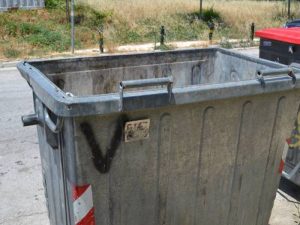 Η απομάκρυνση αστικού εξοπλισμού από το εθνικό και επαρχιακό δίκτυο της Περιφέρειας Πελοποννήσου