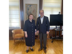 Προγραμματικές συμβάσεις για δύο σημαντικά έργα πολιτισμού στην Περιφέρεια Πελοποννήσου υπέγραψε ο περιφερειάρχης Π. Νίκας με την υπουργό Πολιτισμού Λ. Μενδώνη