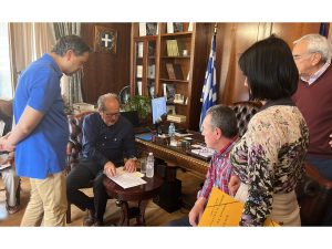 Σύμβαση για αρδευτικά έργα προϋπολογισμού 500.000 ευρώ υπέγραψε στην Κορινθία ο περιφερειάρχης Πελοποννήσου Π. Νίκας