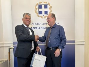 Συνάντηση του περιφερειάρχη Πελοποννήσου Π. Νίκα με τον αντιστράτηγο ε.α. Δημήτρη Σκουφίδη