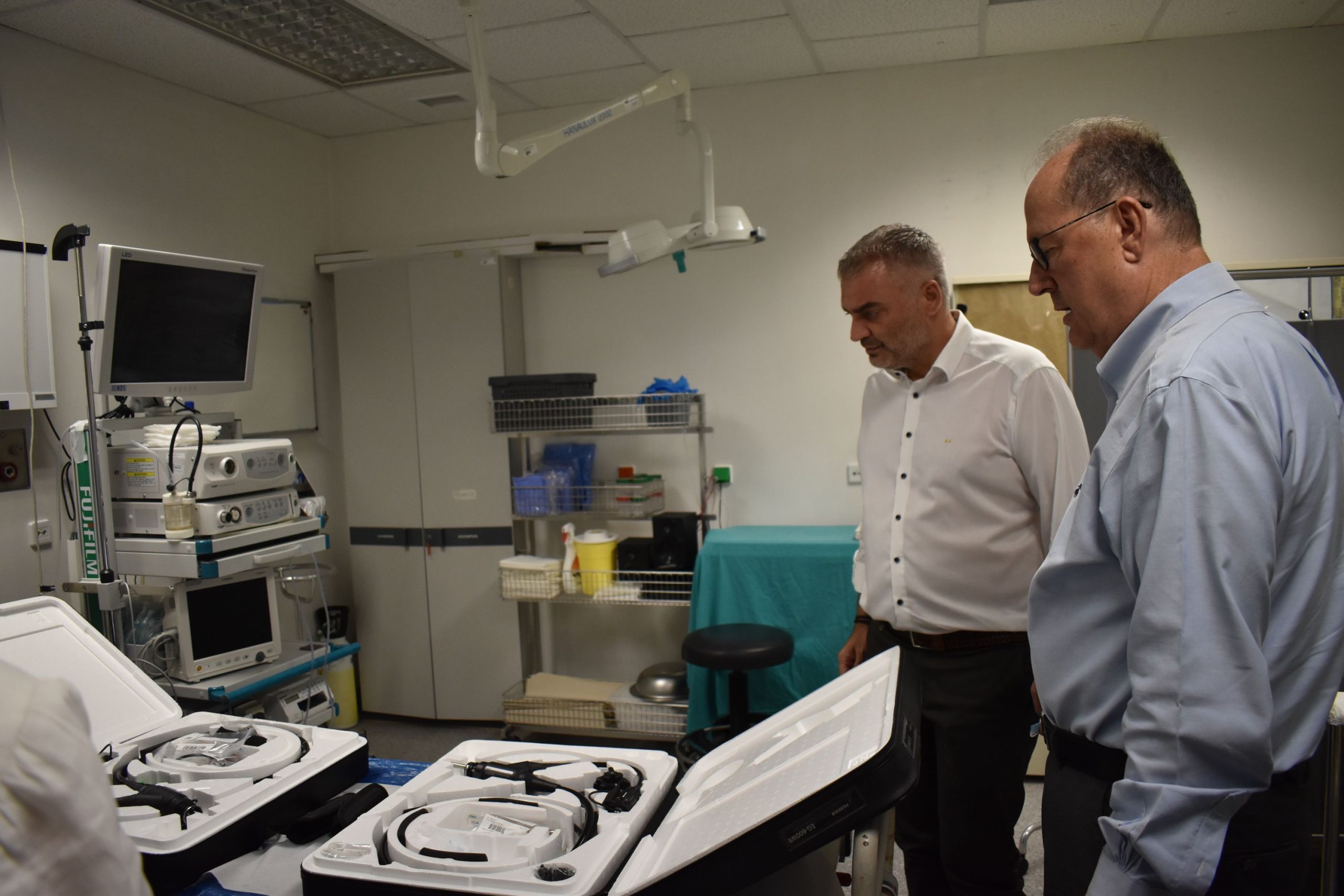 Νέος ιατρομηχανολογικός εξοπλισμός παραδόθηκε από τον περιφερειάρχη Πελοποννήσου Π. Νίκα στο Νοσοκομείο Καλαμάτας