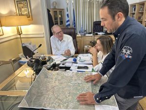 Σύσκεψη υπό τον περιφερειάρχη Πελοποννήσου Π. Νίκα για το αντιπλημμυρικό έργο της Μαντινείας, σε Ζευγολατιό και Νεοχώριο