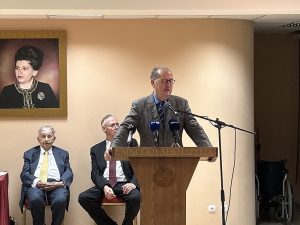 Χαιρετισμός από τον περιφερειάρχη Πελοποννήσου Π. Νίκα στην τελετή ανακήρυξης του Ι. Βαρβιτσιώτη σε επίτιμο δημότη Σπάρτης
