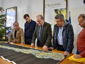 Σύσκεψη υπό τον περιφερειάρχη Πελοποννήσου Π. Νίκα στην Π.Ε. Μεσσηνίας για την πορεία της μελέτης βελτίωσης του δρόμου της Μάνης