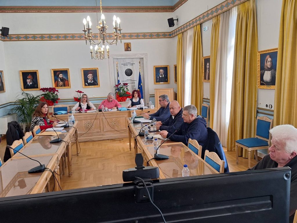 Συνεδρίαση της Περιφερειακής Επιτροπής Πελοποννήσου – Σημαντικές αποφάσεις για έργα, υγεία και ευρωπαϊκά προγράμματα