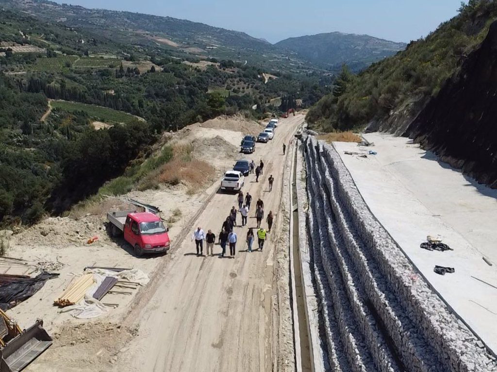 Ο Περιφερειάρχης Δημήτρης Πτωχός στην Κορινθία για έργα υποδομής, ανάπλασης και προστασίας άνω των 10 εκατ. ευρώ