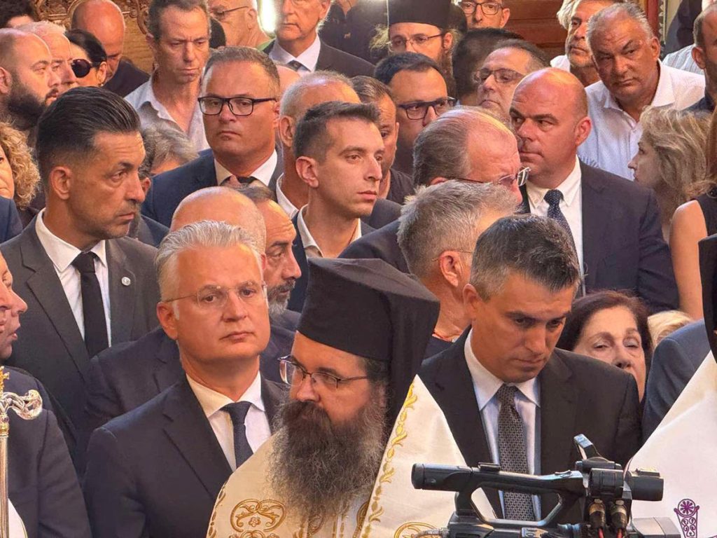 Η Κορινθία αποχαιρέτησε τον πνευματικό της πατέρα Μητροπολίτη Διονύσιο- Δημήτρης Πτωχός: «Ποιμενάρχης της αγάπης, της προσφοράς, της σύνεσης και της υπομονής»
