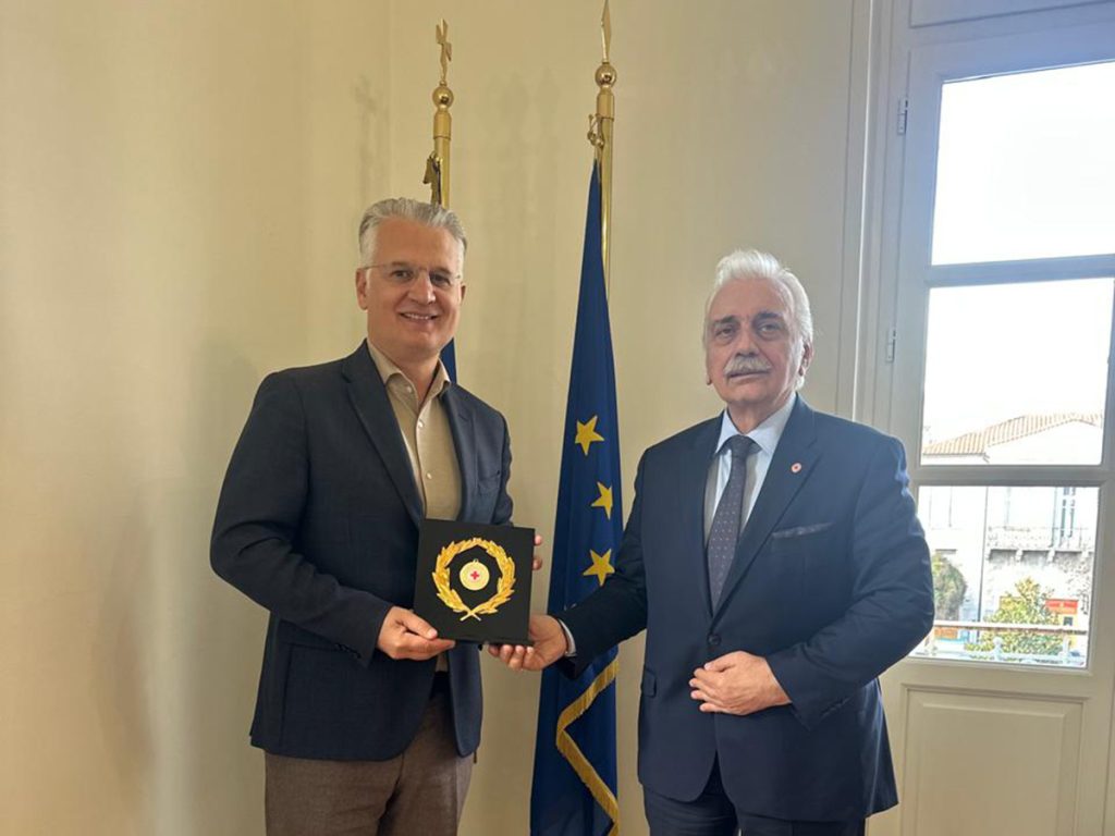 Ενίσχυση συνεργασίας της Περιφέρειας Πελοποννήσου με τον Ελληνικό Ερυθρό Σταυρό