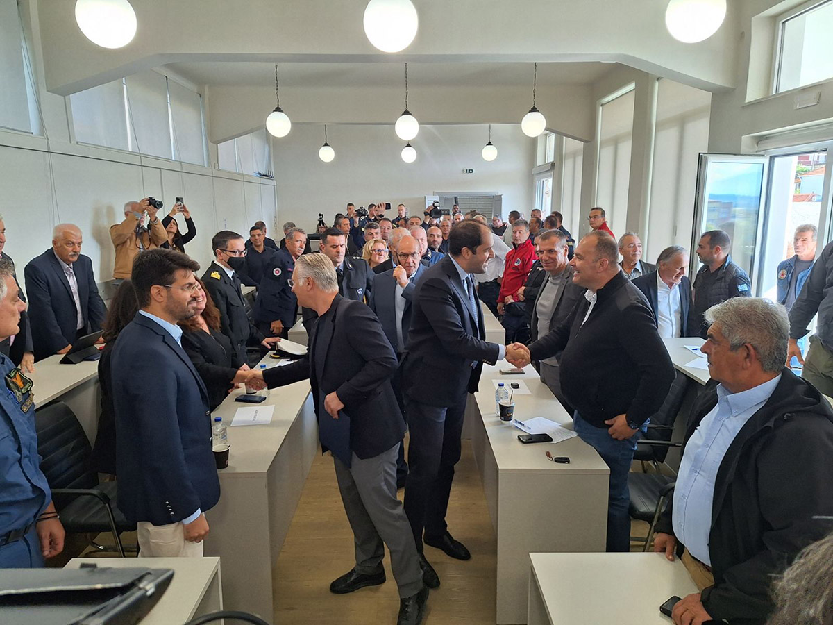 Ευρεία σύσκεψη υπό τον Υπουργό Πολιτικής Προστασίας Γιάννη Κεφαλογιάννη στην Τρίπολη – Δημήτρης Πτωχός: «Η προετοιμασία και η συνεννόηση μετατρέπουν τη συνεργασία σε αποτέλεσμα» - Ευρεία σύσκεψη υπό τον Υπουργό Πολιτικής Προστασίας Γιάννη Κεφαλογιάννη στην Τρίπολη – Δημήτρης Πτωχός: «Η προετοιμασία και η συνεννόηση μετατρέπουν τη συνεργασία σε αποτέλεσμα»