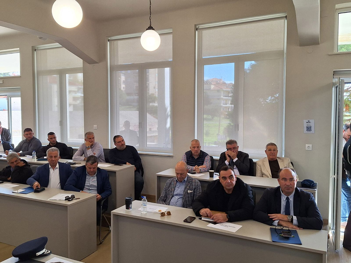 Ευρεία σύσκεψη υπό τον Υπουργό Πολιτικής Προστασίας Γιάννη Κεφαλογιάννη στην Τρίπολη – Δημήτρης Πτωχός: «Η προετοιμασία και η συνεννόηση μετατρέπουν τη συνεργασία σε αποτέλεσμα» - Ευρεία σύσκεψη υπό τον Υπουργό Πολιτικής Προστασίας Γιάννη Κεφαλογιάννη στην Τρίπολη – Δημήτρης Πτωχός: «Η προετοιμασία και η συνεννόηση μετατρέπουν τη συνεργασία σε αποτέλεσμα»