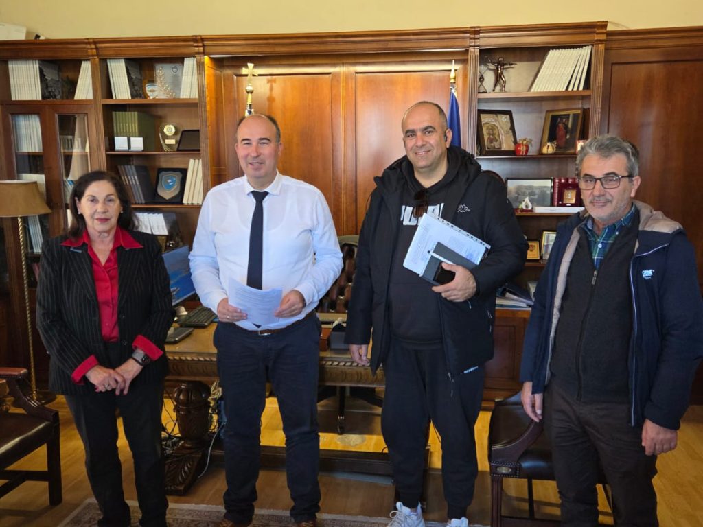 Υπεγράφη η σύμβαση αποχιονισμού του οδικού δικτύου της Π.Ε. Κορινθίας προϋπολογισμού 120.000 €